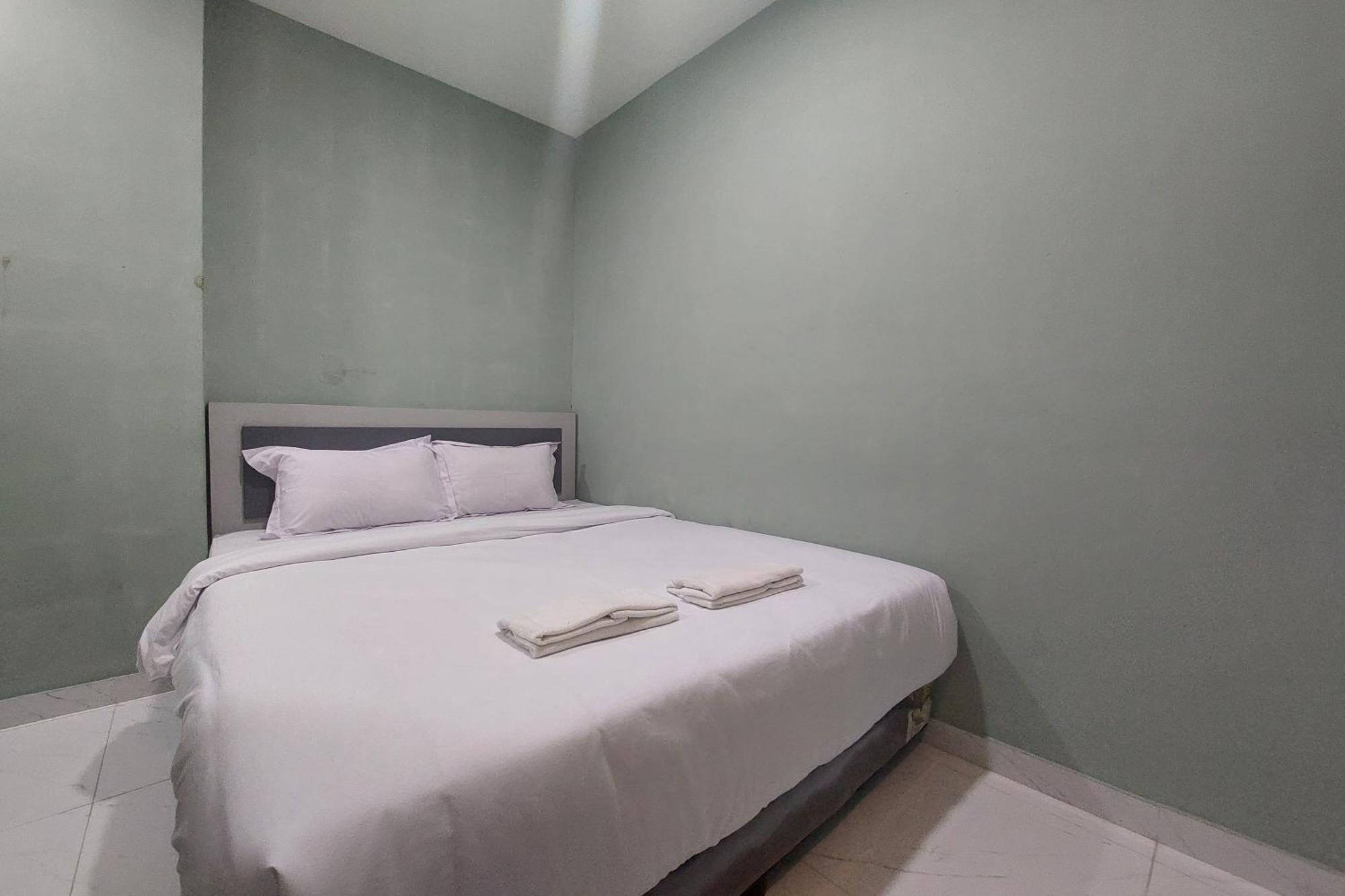 Qinara Hotel